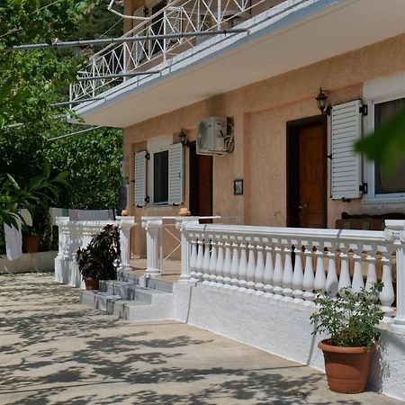 Arthur'S 4Apartments Borsh Exterior foto