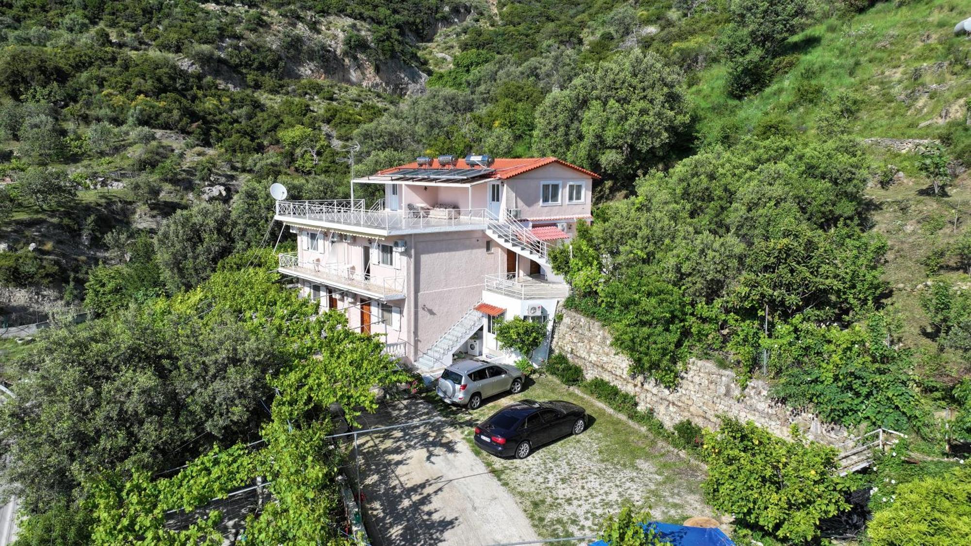 Arthur'S 4Apartments Borsh Exterior foto